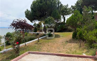 Tekirdağ Yenice I Özel Plajlı Sitede Satılık 4+1 Tripleks VillA