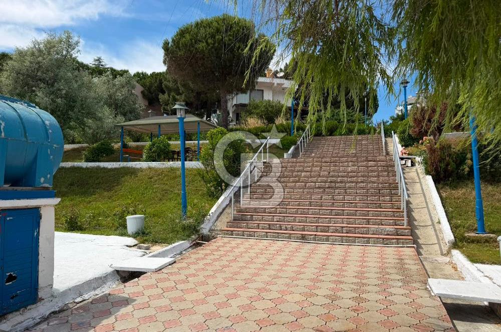 Tekirdağ Yenice I Özel Plajlı Sitede Satılık 4+1 Tripleks VillA