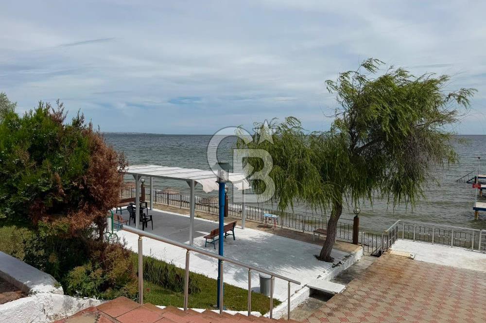 Tekirdağ Yenice I Özel Plajlı Sitede Satılık 4+1 Tripleks VillA