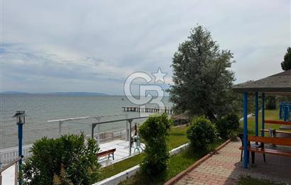 Tekirdağ Yenice I Özel Plajlı Sitede Satılık 4+1 Tripleks VillA