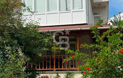 Tekirdağ Yenice I Özel Plajlı Sitede Satılık 4+1 Tripleks VillA