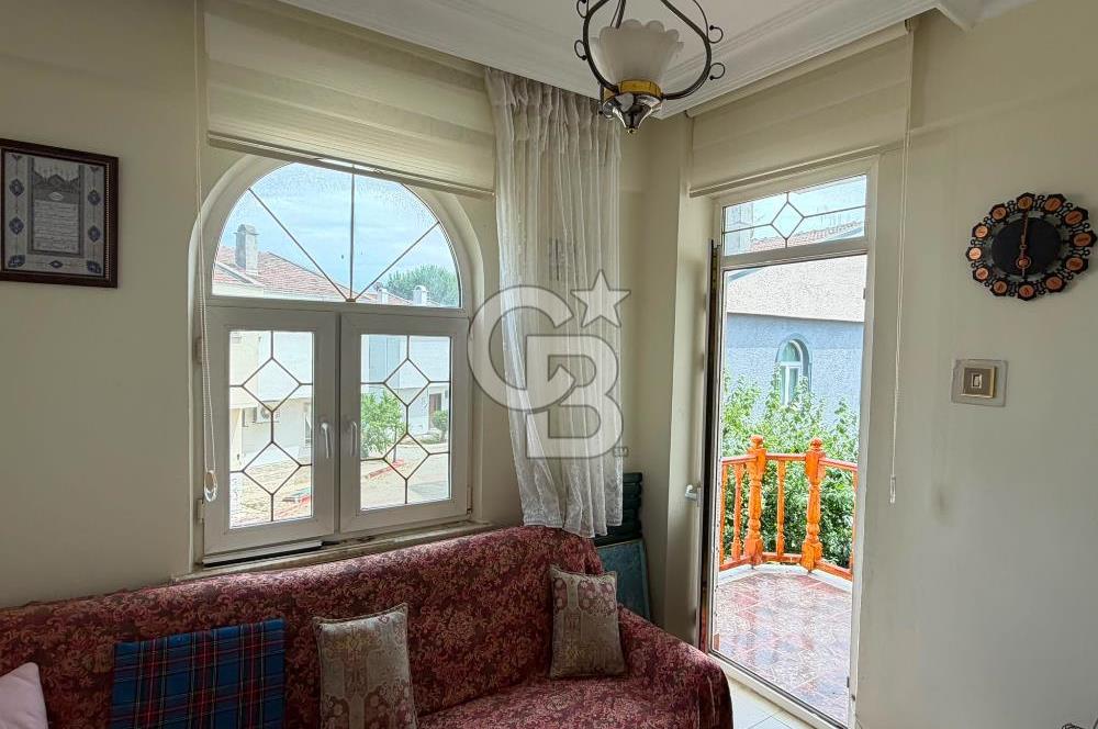 Tekirdağ Yenice I Özel Plajlı Sitede Satılık 4+1 Tripleks VillA