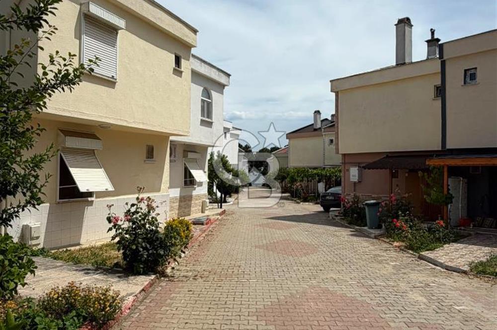Tekirdağ Yenice I Özel Plajlı Sitede Satılık 4+1 Tripleks VillA