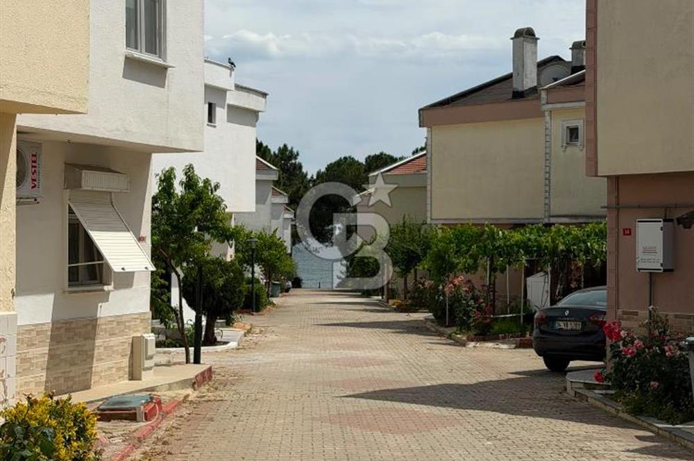 Tekirdağ Yenice I Özel Plajlı Sitede Satılık 4+1 Tripleks VillA