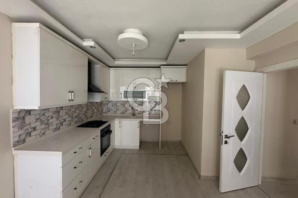 Foça Bağarası Hacıveli Mah. Kiralık 2+1 Bahçe Katı Daire