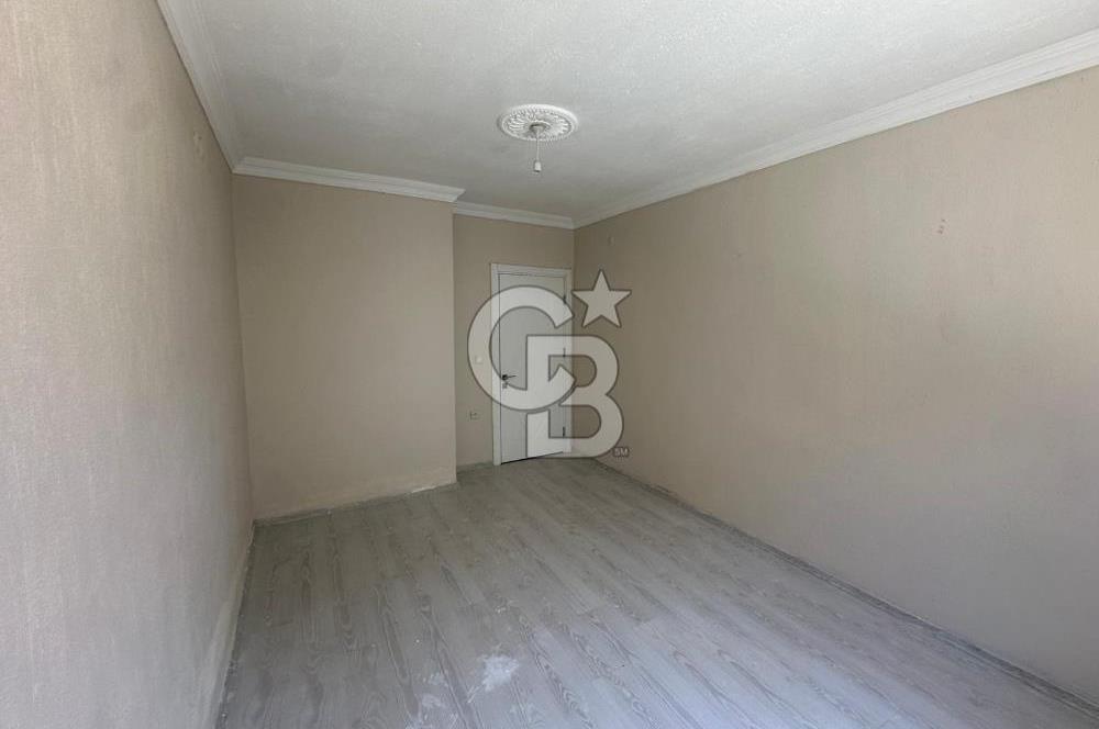 Foça Bağarası Hacıveli Mah. Kiralık 2+1 Bahçe Katı Daire