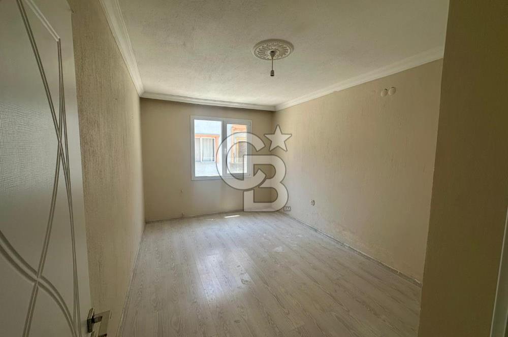 Foça Bağarası Hacıveli Mah. Kiralık 2+1 Bahçe Katı Daire