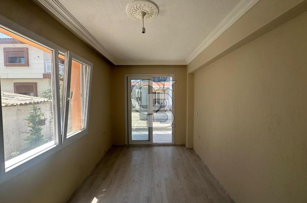Foça Bağarası Hacıveli Mah. Kiralık 2+1 Bahçe Katı Daire