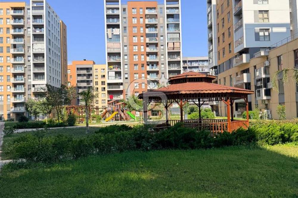 Deniz manzaralı Sur Yapı nın En büyük 1+1 lerinden Satılık 