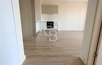 Deniz manzaralı Sur Yapı nın En büyük 1+1 lerinden Satılık 