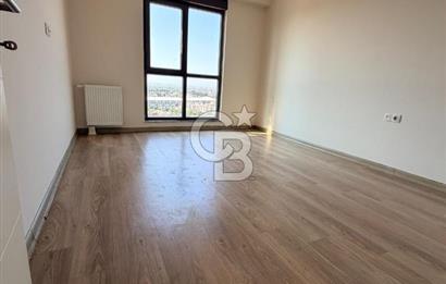 Deniz manzaralı Sur Yapı nın En büyük 1+1 lerinden Satılık 