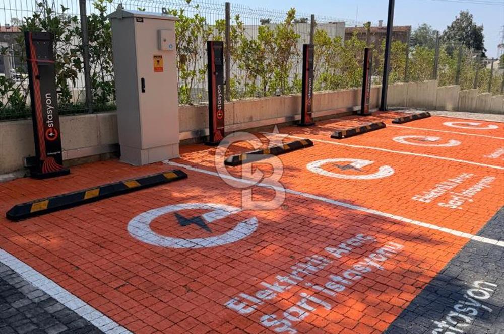 Deniz manzaralı Sur Yapı nın En büyük 1+1 lerinden Satılık 