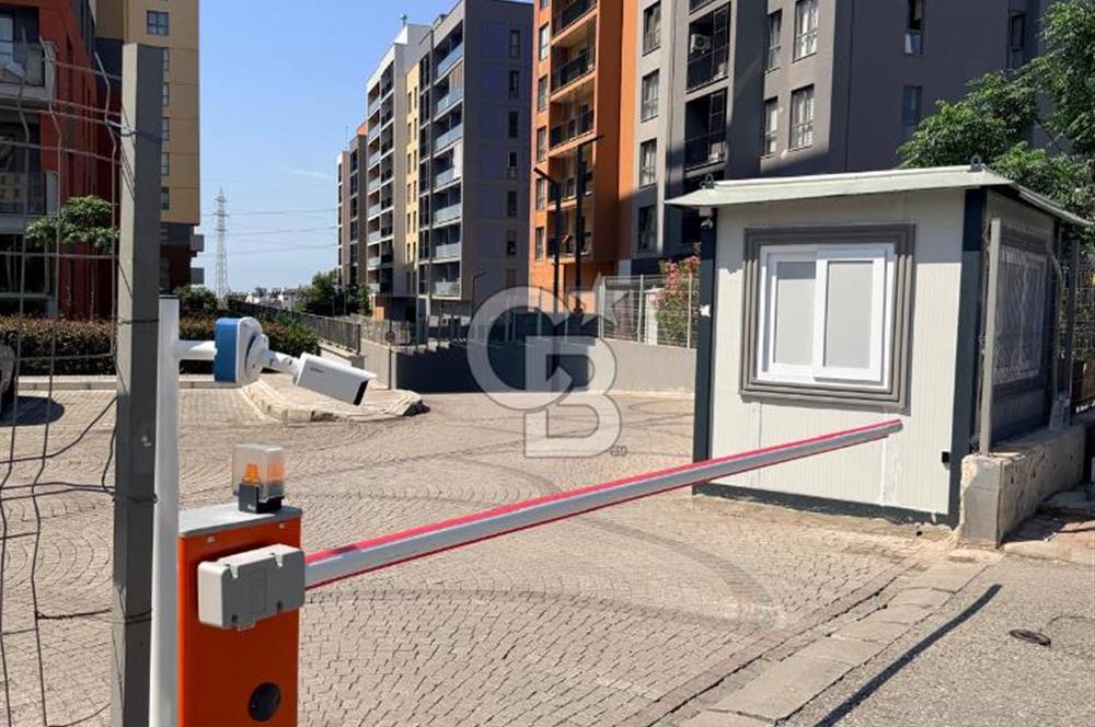 Deniz manzaralı Sur Yapı nın En büyük 1+1 lerinden Satılık 