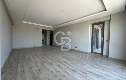 KONFOR BALAT SİTESİNDE SATILIK 4+1 FERAH VE GENİŞ DAİRE