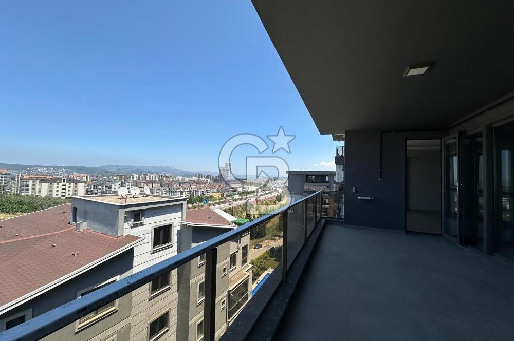 KONFOR BALAT SİTESİNDE SATILIK 4+1 FERAH VE GENİŞ DAİRE