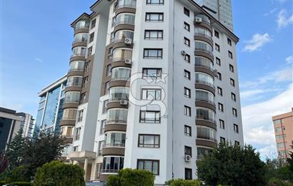 ÇUKURAMBAR'IN MERKEZİNDE, MODERN TASARIMLI SATILIK 4+1 DAİRE