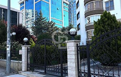 ÇUKURAMBAR'IN MERKEZİNDE, MODERN TASARIMLI SATILIK 4+1 DAİRE