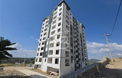 Kuşadası Değirmendere'de Deniz Manzaralı Satılık 2+1 Daire