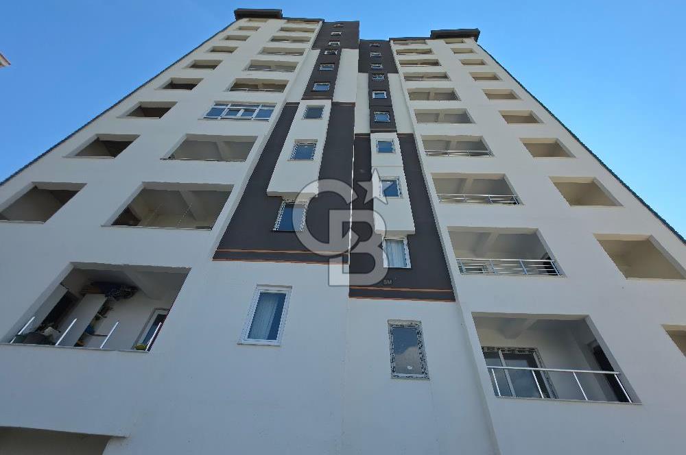 Kuşadası Değirmendere'de Deniz Manzaralı Satılık 2+1 Daire