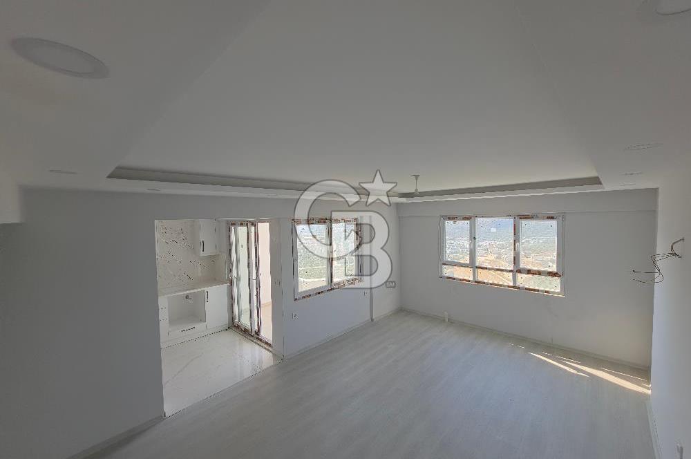 Kuşadası Değirmendere'de Deniz Manzaralı Satılık 2+1 Daire
