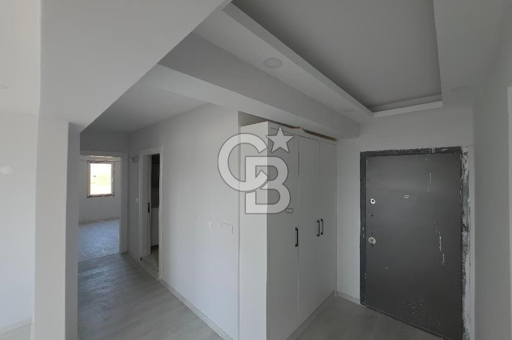 Kuşadası Değirmendere'de Deniz Manzaralı Satılık 2+1 Daire