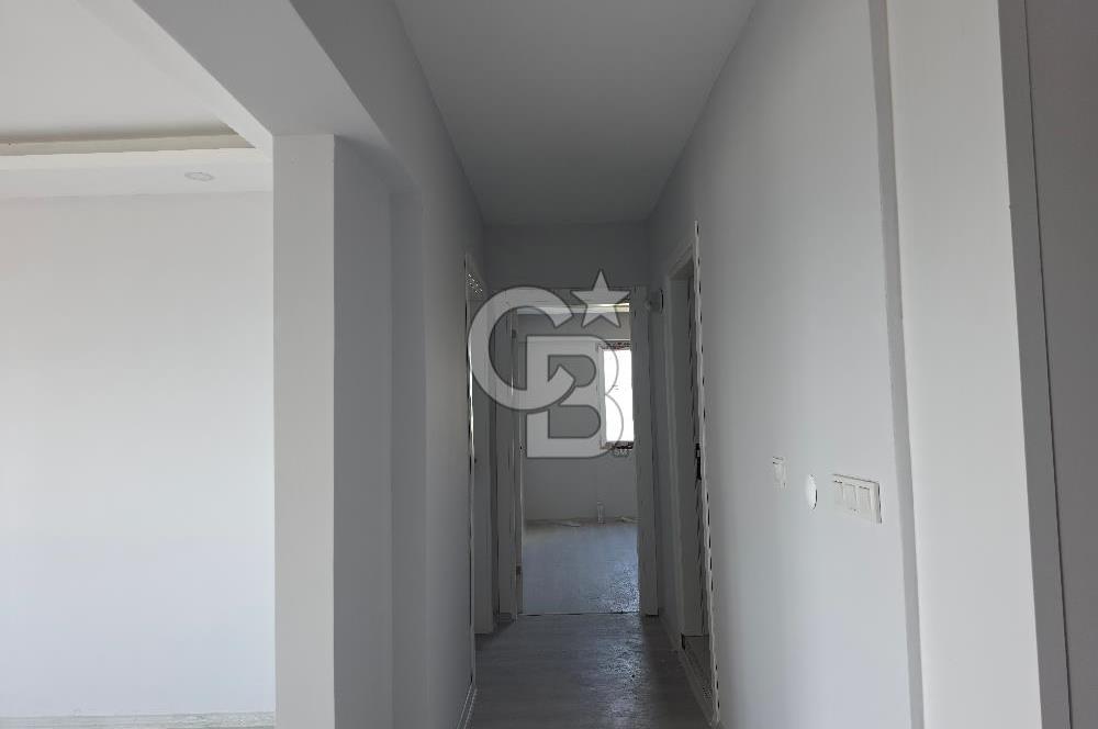 Kuşadası Değirmendere'de Deniz Manzaralı Satılık 2+1 Daire