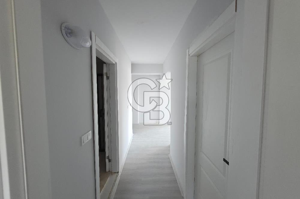 Kuşadası Değirmendere'de Deniz Manzaralı Satılık 2+1 Daire