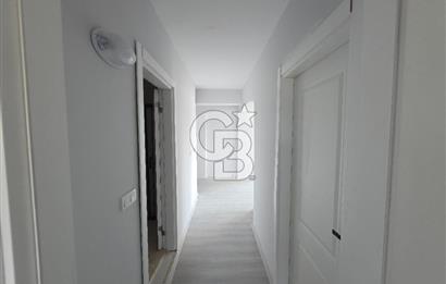 Kuşadası Değirmendere'de Deniz Manzaralı Satılık 2+1 Daire