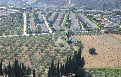 Kuşadası Değirmendere'de Deniz Manzaralı Satılık 2+1 Daire