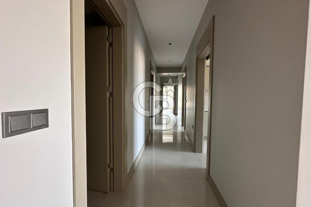 KONFOR BALAT SİTESİNDE SATILIK 4+1 FERAH VE GENİŞ DAİRE