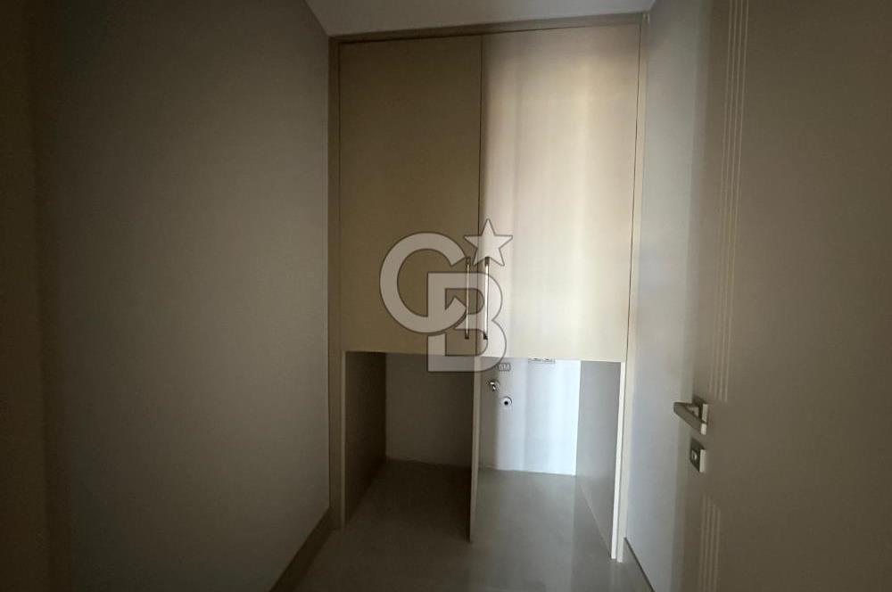 KONFOR BALAT SİTESİNDE SATILIK 4+1 FERAH VE GENİŞ DAİRE