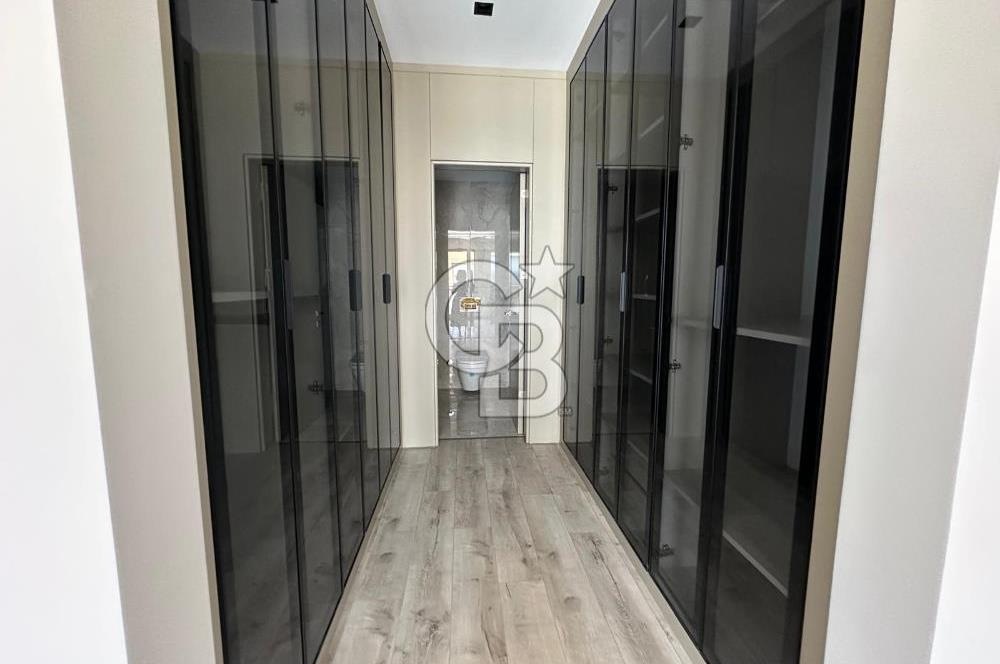 KONFOR BALAT SİTESİNDE SATILIK 4+1 FERAH VE GENİŞ DAİRE