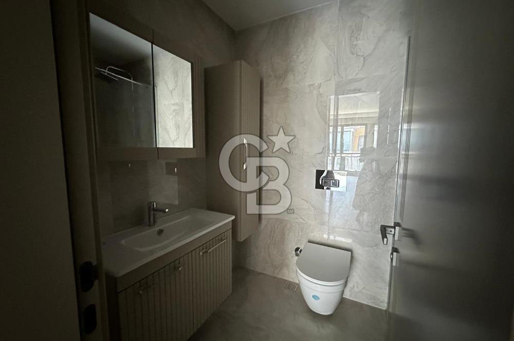 KONFOR BALAT SİTESİNDE SATILIK 4+1 FERAH VE GENİŞ DAİRE