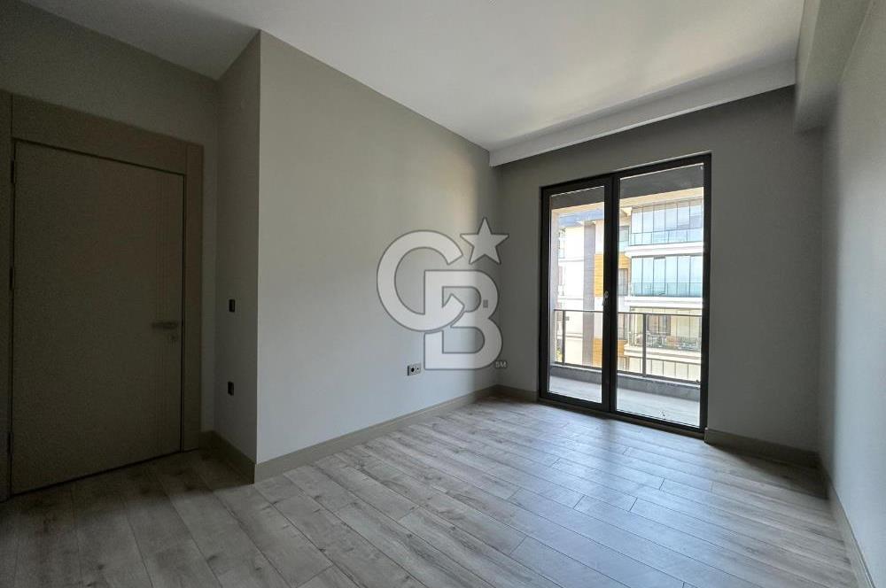 KONFOR BALAT SİTESİNDE SATILIK 4+1 FERAH VE GENİŞ DAİRE
