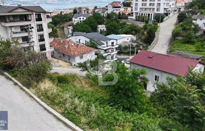 Gölcük Şehitler Mahallesinde Satılık Köşe Parsel - 382m²