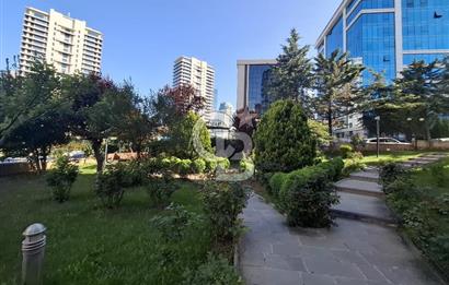 ÇUKURAMBAR'IN MERKEZİNDE, MODERN TASARIMLI SATILIK 4+1 DAİRE