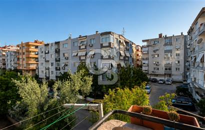 Karşıyaka Bahçelievlerde Ara Kat Satılık 3+1 Daire