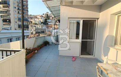 Bayraklı Fuat Edip Baksi Mahallesinde Satılık 3+1 Daire