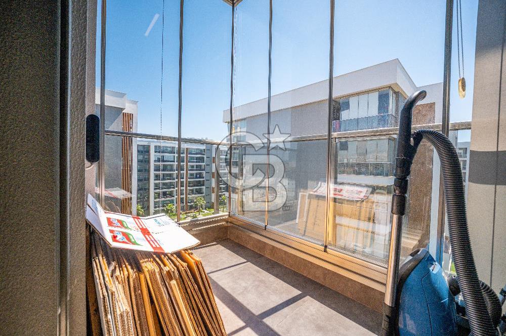 Ataşehir Modern'de Emsalsiz Peyzaj Manzaralı 2+1 Satılık Daire