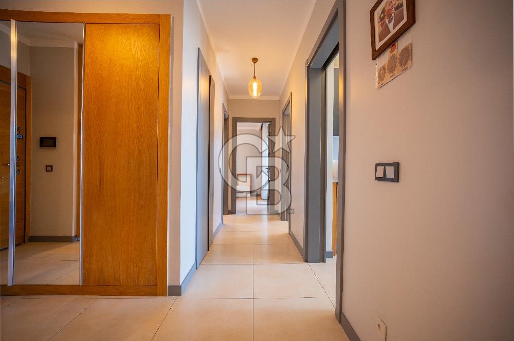 Ataşehir Modern'de Emsalsiz Peyzaj Manzaralı 2+1 Satılık Daire