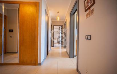 Ataşehir Modern'de Emsalsiz Peyzaj Manzaralı 2+1 Satılık Daire