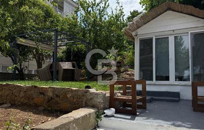 İSTANBUL KINALIADA'DA 125 YILLIK SATILIK TARİHİ KÖŞK
