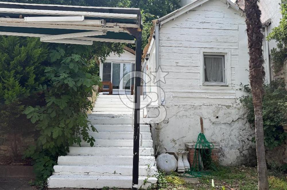 İSTANBUL KINALIADA'DA 125 YILLIK SATILIK TARİHİ KÖŞK