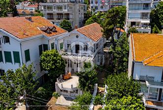 İSTANBUL KINALIADA'DA 125 YILLIK SATILIK TARİHİ KÖŞK - 1 - 354248