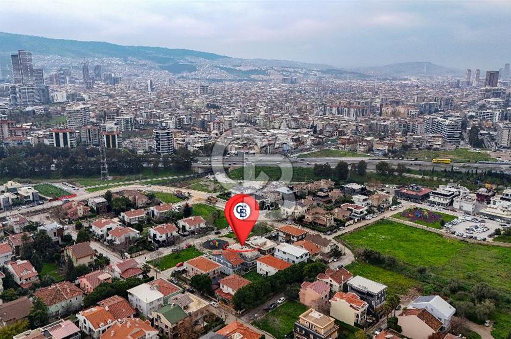 Forum Bornova Karşısında Satılık Villa