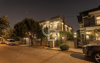Forum Bornova Karşısında Satılık Villa