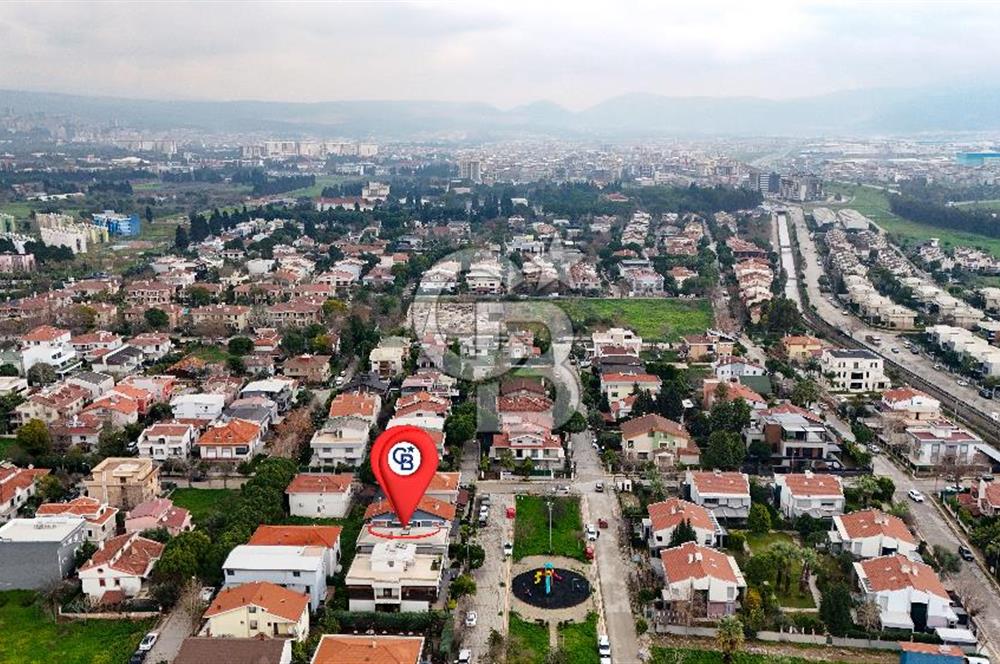 Forum Bornova Karşısında Satılık Villa