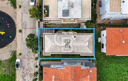 Forum Bornova Karşısında Satılık Villa