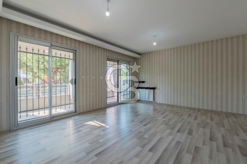 Forum Bornova Karşısında Satılık Villa