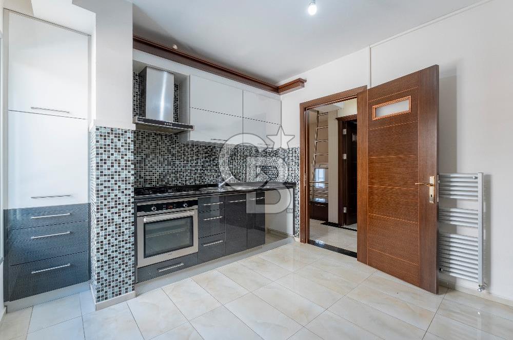 Forum Bornova Karşısında Satılık Villa